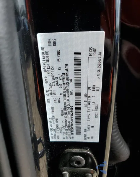 2023 Ford F150 Supercrew z USA, uszkodzony, nr VIN 1FTEW1C57PFD28699